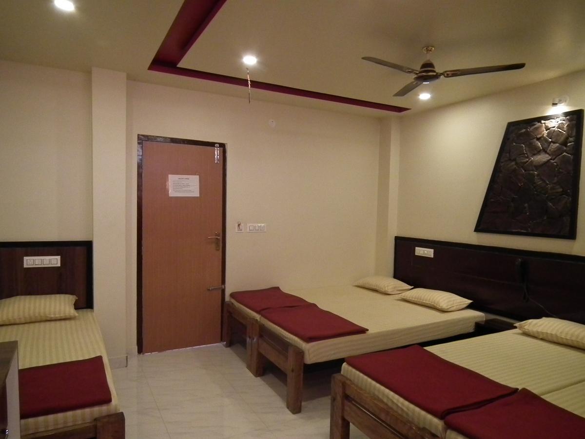 Galaxy Lodge Chikmagalur Ngoại thất bức ảnh